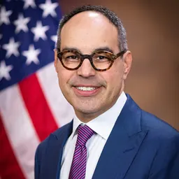 Portrait of Jonathan Kanter