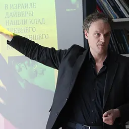 Portrait of Maarten van der Duin
