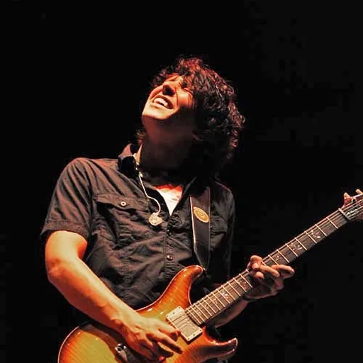 Portrait of Davy Knowles