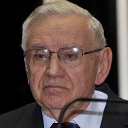 Portrait of Ozires Silva