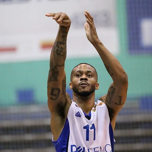 Portrait of Taurean Green