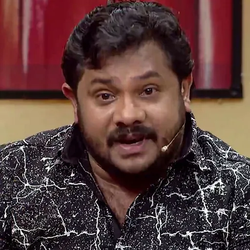 Portrait of Hareesh Perumanna