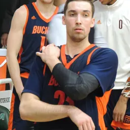 Portrait of Zach Thomas