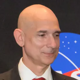 Portrait of Greg Bonnen