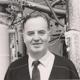 Portrait of Olli Lounasmaa