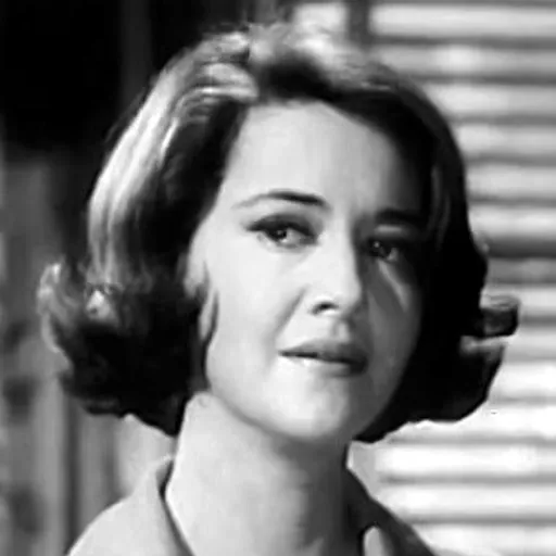 Portrait of Joanne Linville