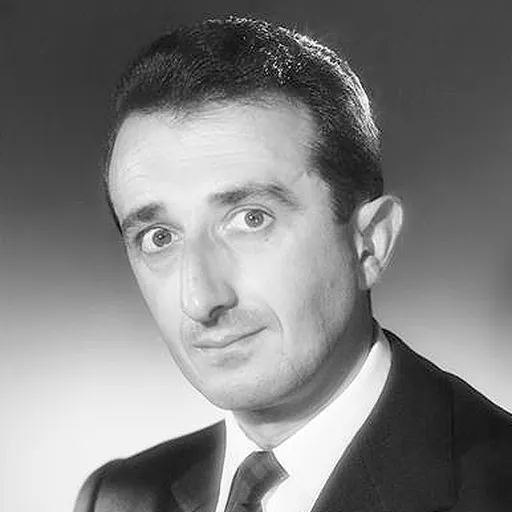 Portrait of Pascal Mazzotti