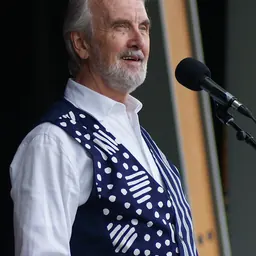 Portrait of Fred Penner