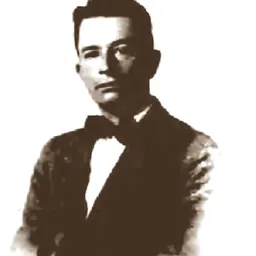 Portrait of Shannon Fife