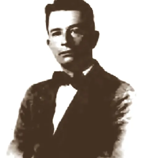 Portrait of Shannon Fife