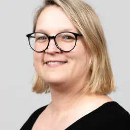 Portrait of Mirjam Schmidt
