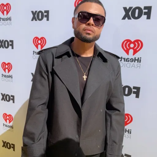 Portrait of Alfredo Flores
