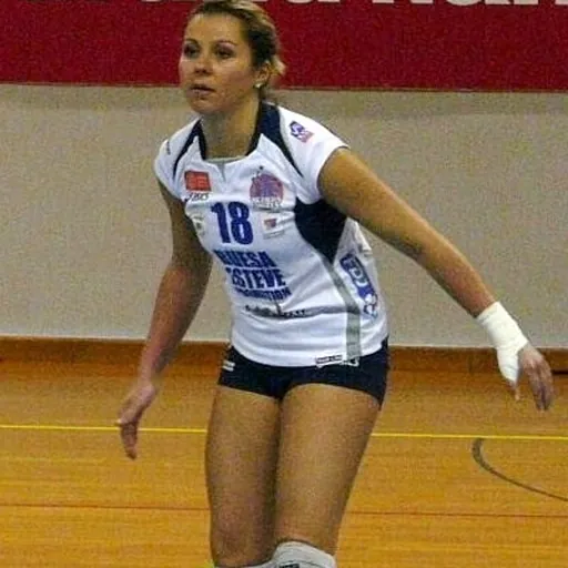 Portrait of Alexandra Rochelle