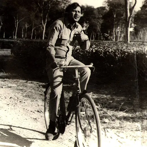 Portrait of Dhiru Bhuyan