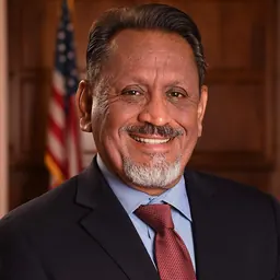 Portrait of Gil Cedillo