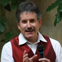 Portrait of Andrew Cohen