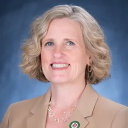Portrait of Juli Ellyn Briskman