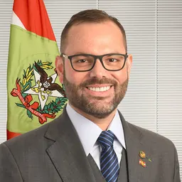 Portrait of Seif Júnior