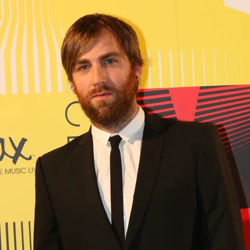 Portrait of Josh Pyke