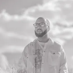 Portrait of Devin Kenny