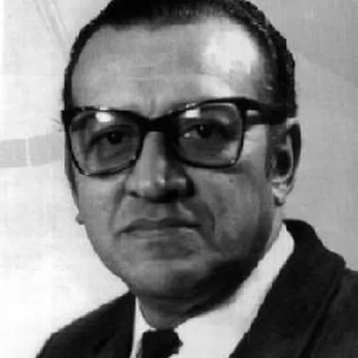 Portrait of Jorge Inostroza