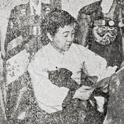 Portrait of Seok Ju-seon
