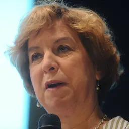 Portrait of Vivian Schiller