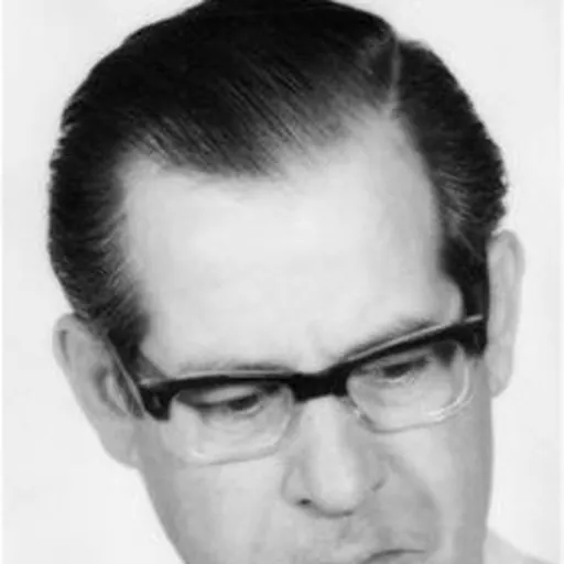 Portrait of Morteza Hannaneh