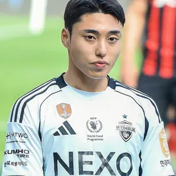 Portrait of Lee Dong-jun