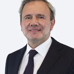 Portrait of Gustavo Sanhueza