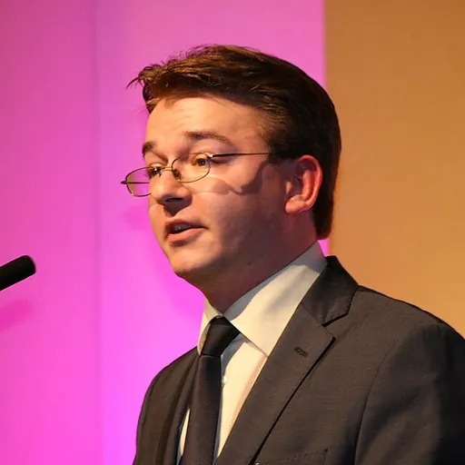 Portrait of Tim Aker