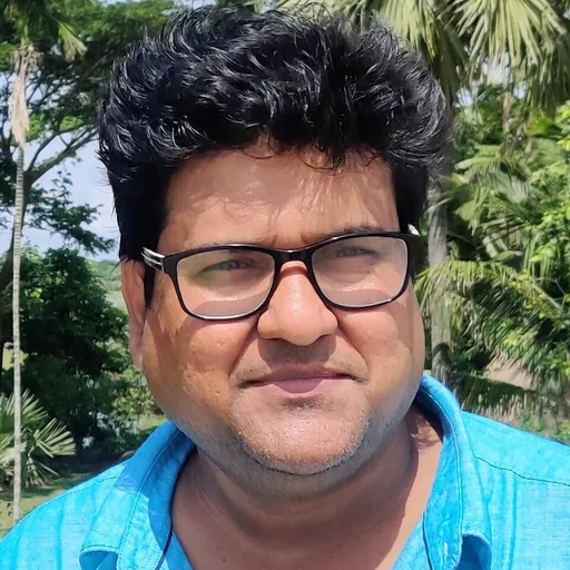 Portrait of Dipankar Dipon