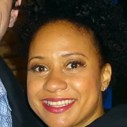 Portrait of Tracie Thoms