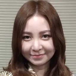 Portrait of Karen Iwata