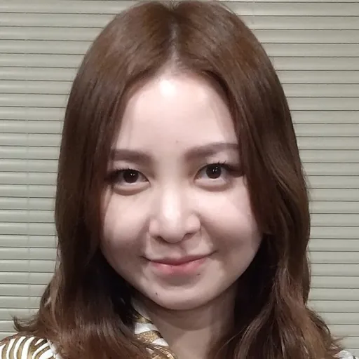 Portrait of Karen Iwata