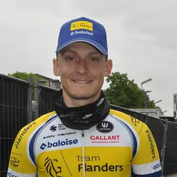 Portrait of Dylan Vandenstorme