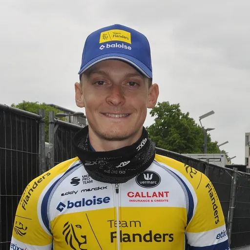 Portrait of Dylan Vandenstorme