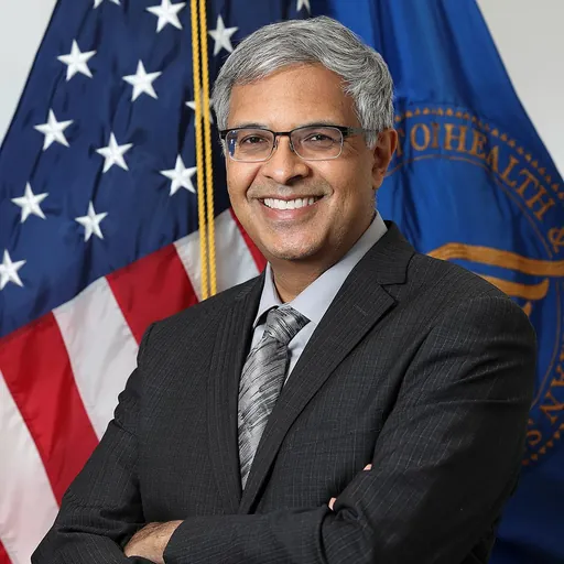 Portrait of Jay Bhattacharya