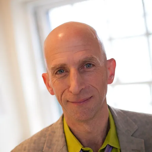Portrait of Robert Neuwirth