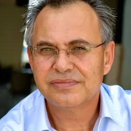 Portrait of Kobi Alexander