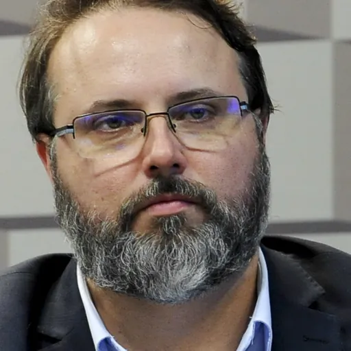 Portrait of Daniel Cara