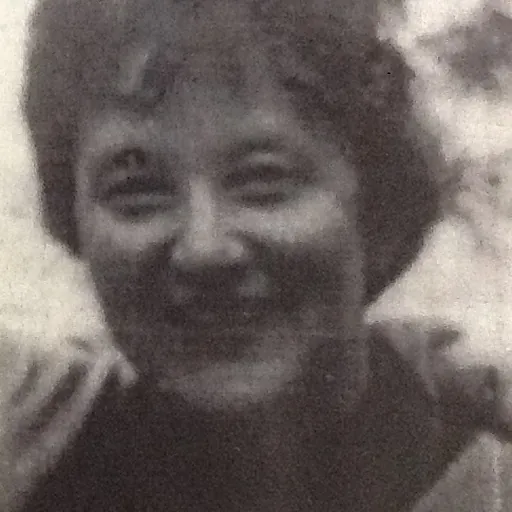 Portrait of Naomi Henrik