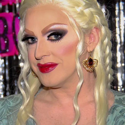 Portrait of Pandora Boxx