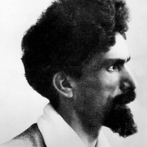 Portrait of Israel Shochat