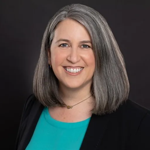 Portrait of Jen Wolosin