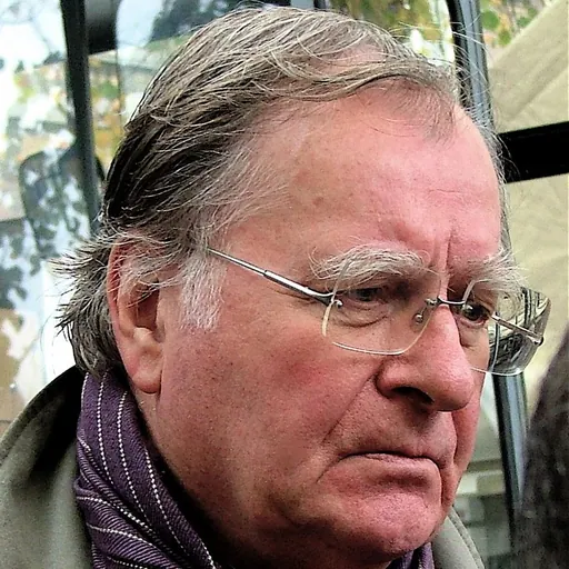 Portrait of Huub Oosterhuis