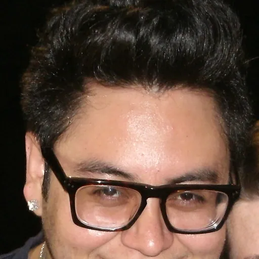 Portrait of Andrew Garcia