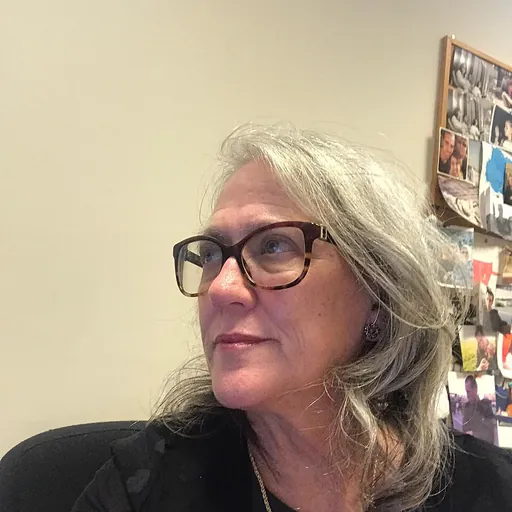 Portrait of Emily Landau