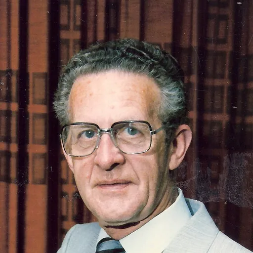 Portrait of Aba Gefen