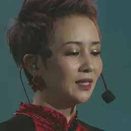 Portrait of Nguyễn Thúy Hiền